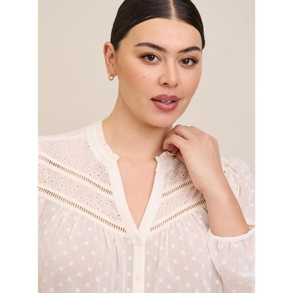 Torrid NWT 4X Semi-Sheer Long Sleeve Chiffon Clip Dot Contrasting Eyelet Blouse - Picture 3 of 4